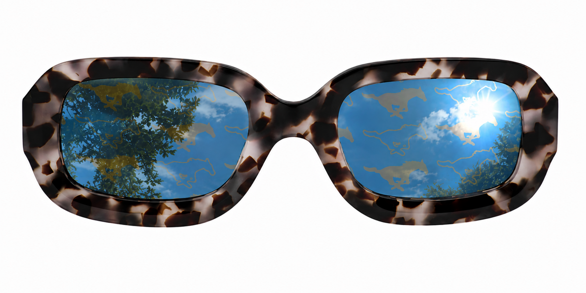 SMU Muse Cat-Eye sunglasses.